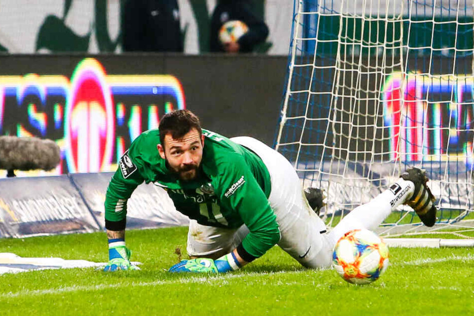 Hansa-"Krake" Markus Kolke zeigte wieder einige starke Paraden. (Archivbild)
