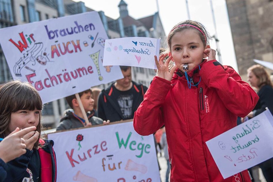 Die Kinder der Grundschule Schönau verschafften sich lautstark Gehör.