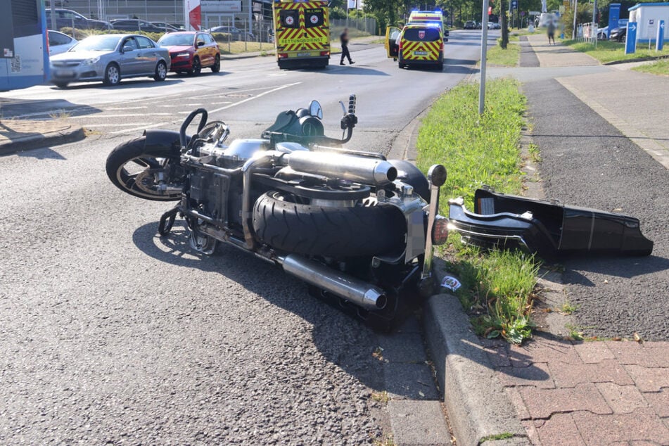 Ein Harley-Fahrer stürzte auf der Carl-Hamel-Straße.