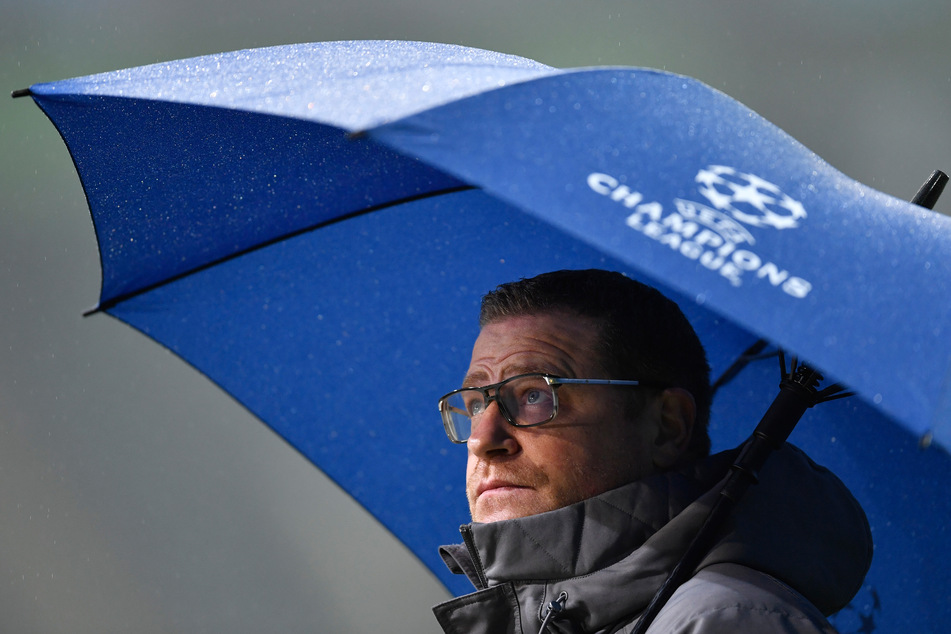 Eitel Sonnenschein sieht anders aus. Max Eberl und seine Borussia aus Mönchengladbach bekommt's aktuell von allen Seiten knüppeldick.