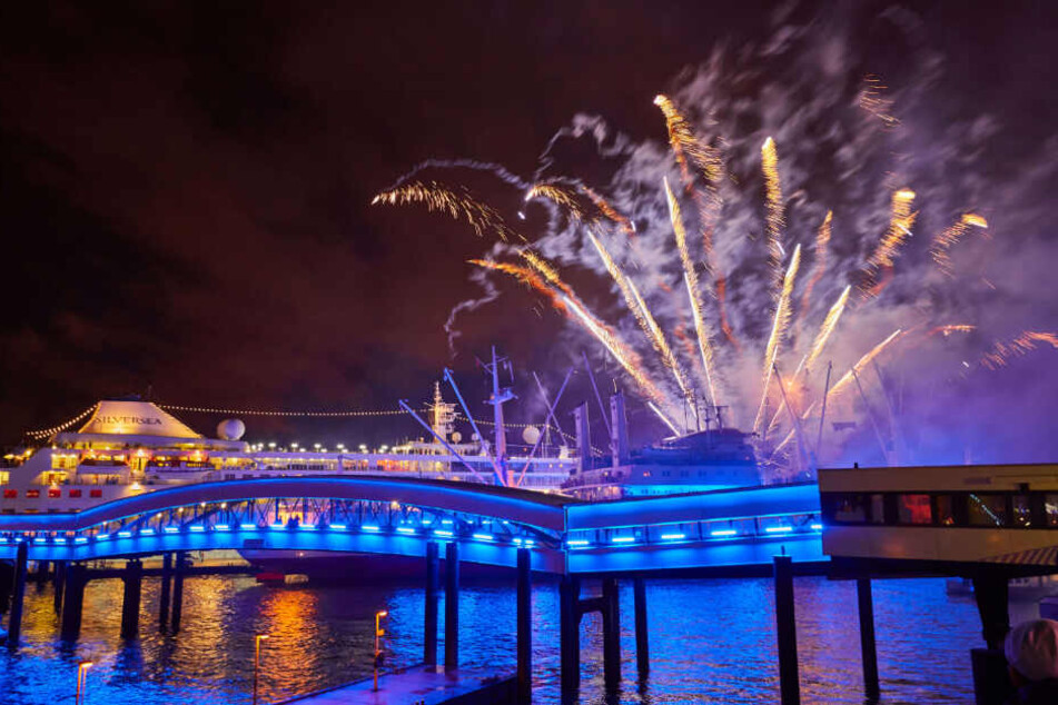An drei Abenden wird es auch ein großes Feuerwerk am Hafen geben.