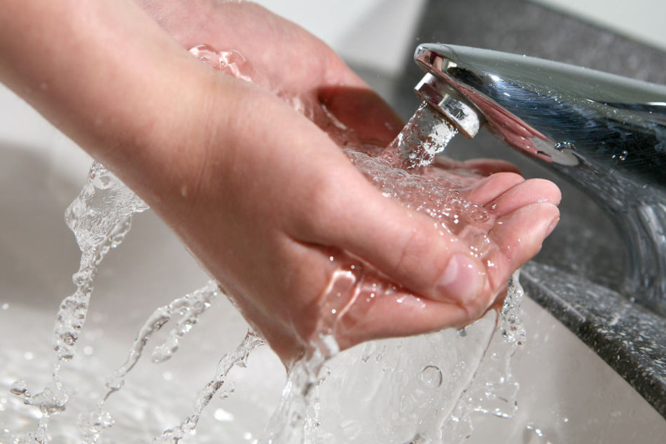Die im Trinkwasser nachgewiesenen Keime könnten Anzeichen für Erregern sein.