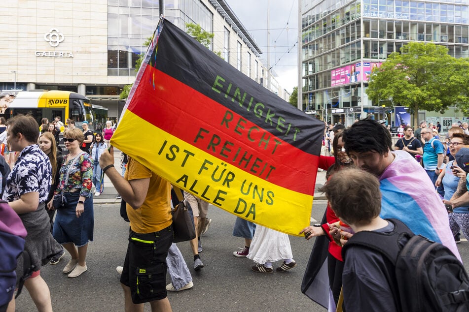 Seit 12 Uhr demonstrierten die CSD-Teilnehmer am Samstag.