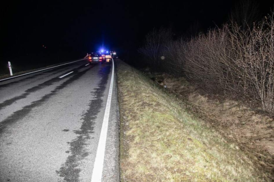 Die Staatsstraße 94 war für etwa zweieinhalb Stunden voll gesperrt.