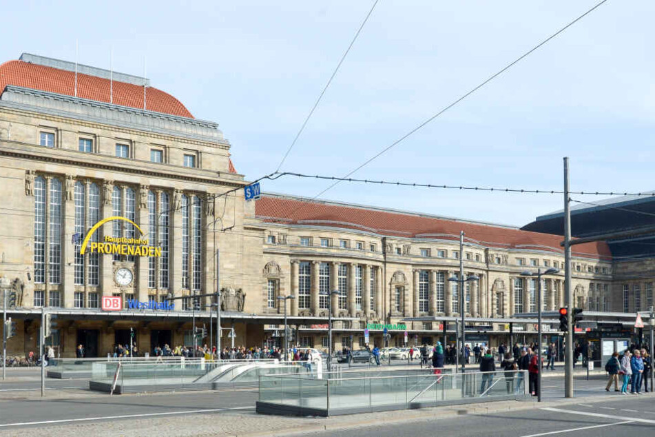 Am Leipziger Hauptbahnhof ist ein 19-jähriger Drogendealer geschnappt worden. (Symbolbild)
