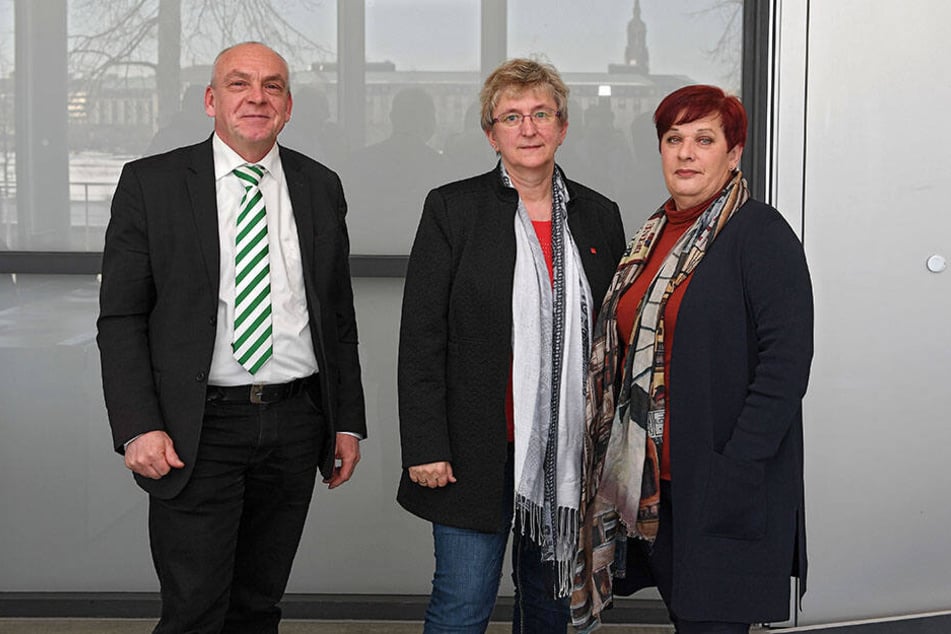 Sie rufen zum Warnstreik auf: SLV-Chef Jens Weichelt (55), Manuela Schmidt (57) von verdi und GEW-Chefin Uschi Kruse (61).