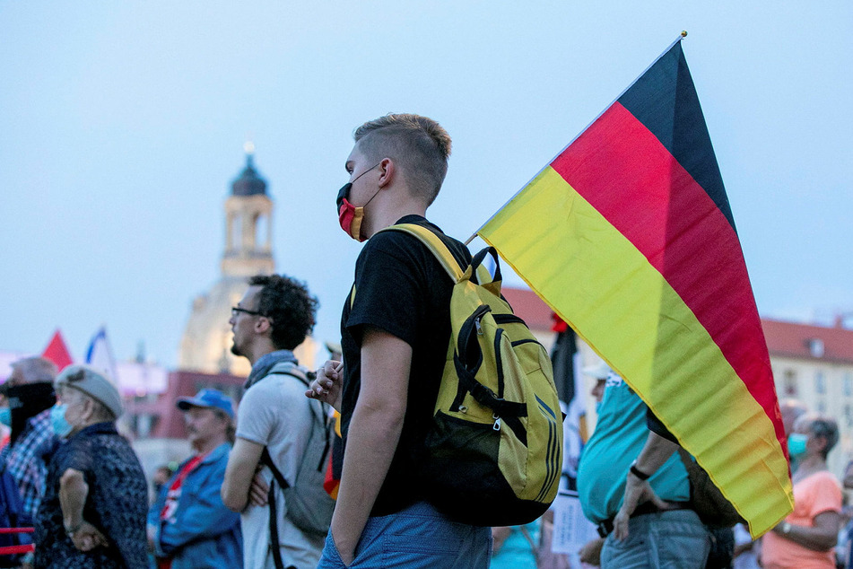 Pegida und Ausländerfeindlichkeit sehen viele Dresdner als Problem.