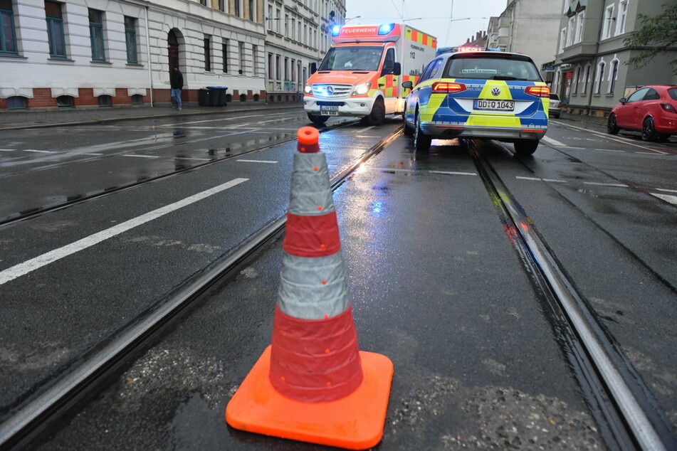 Knapp zwei Stunden nach dem Unfall auf der Georg-Schumann-Straße war die Unfallstelle wieder geräumt.