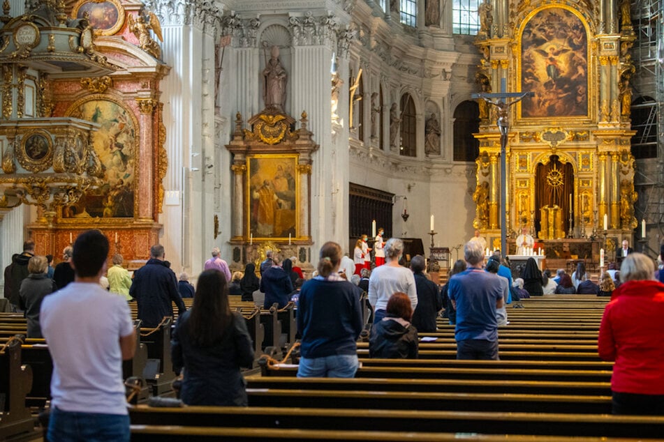 In einer Münchner Kirche wurde aus dem Opferstock geklaut. (Symbolbild)
