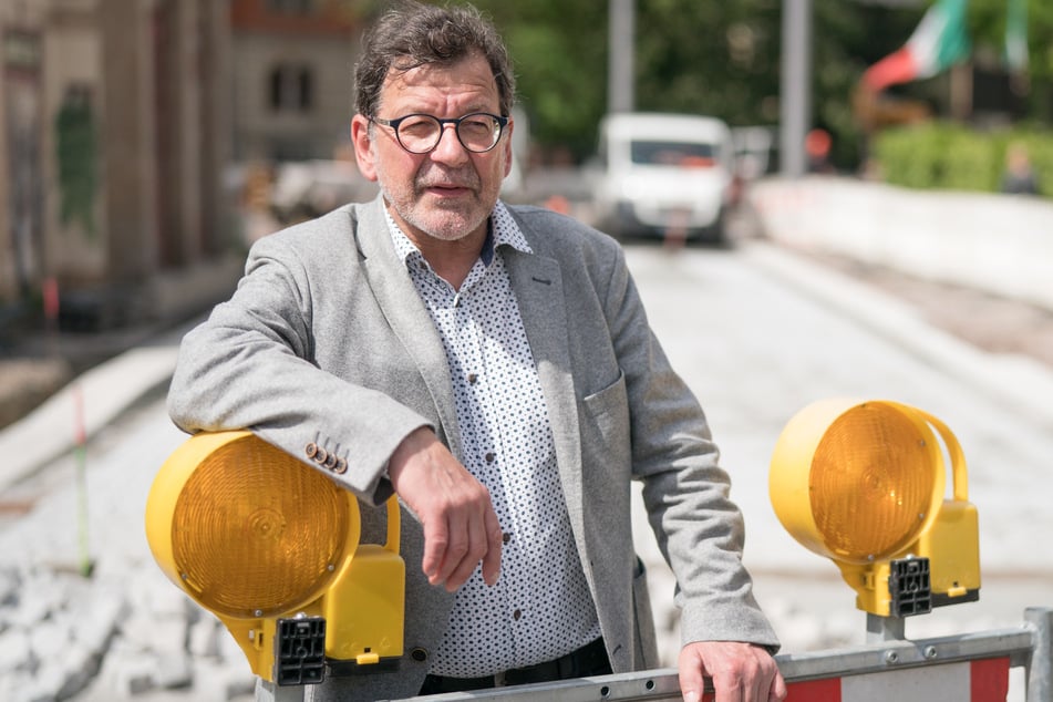 Auch der frühere Straßenbauamtsleiter Reinhard Koettnitz (69) sprach sich gegen eine vierspurige Variante aus.