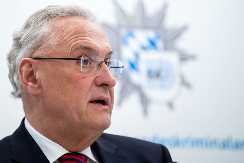 Joachim Herrmann (63, CSU), Innenminister von Bayern, zeigte sich angesichts der Pläne geschockt. (Archivbild)