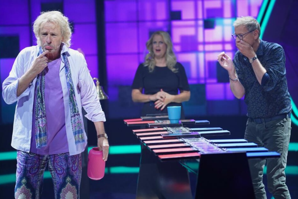 Nach dem Fernseh-Unfall blutete Thomas Gottschalk an den Lippen. Günther Jauch war es sichtlich unangenehm.