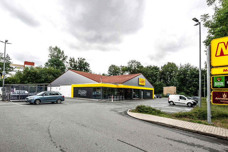 In diesen Netto in Oberlungwitz stiegen zwei Teenager ein.