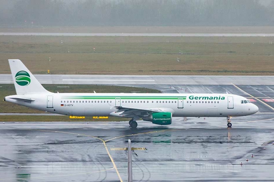 Germania-Flieger bleiben künftig am Boden. Die Fluggesellschaft hat ihren Betrieb eingestellt.