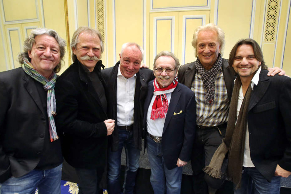 Die Höhner im Jahr 2015: Damals mit John Parsons, Henning Krautmacher, Peter Werner, Janus Fröhlich, Hannes Schöner und Jens Streifling (v.l.).