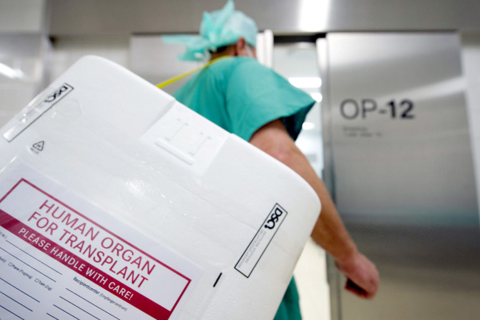 Vergangenes Jahr wurden Transplantationsbeauftragte ausgebildet, die nun ihrerseits Mitarbeiter schulen. (Symbolbild)