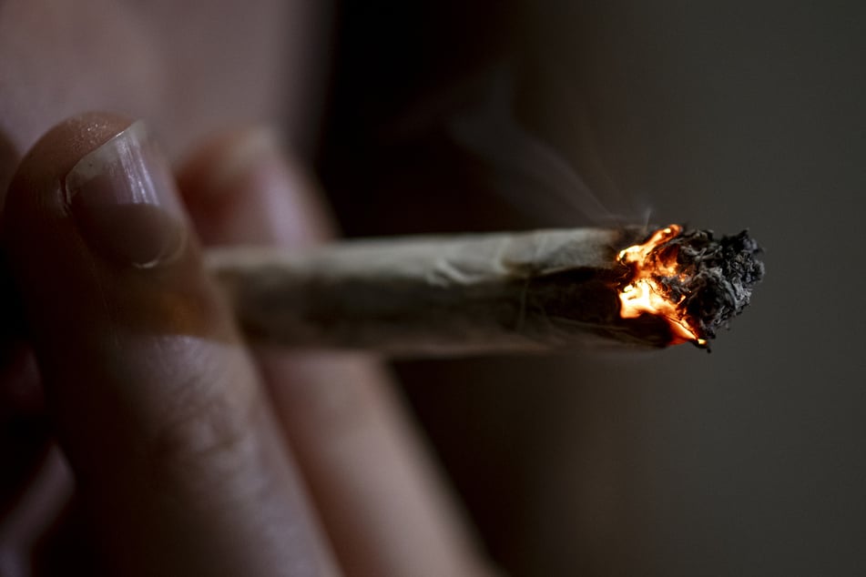 Der Pizzabote rauchte insgesamt sieben Joints. (Symbolfoto)