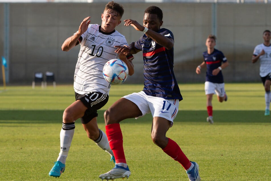 Auch bei der deutschen U20-Auswahl weiß Bischof (l.) zu überzeugen.