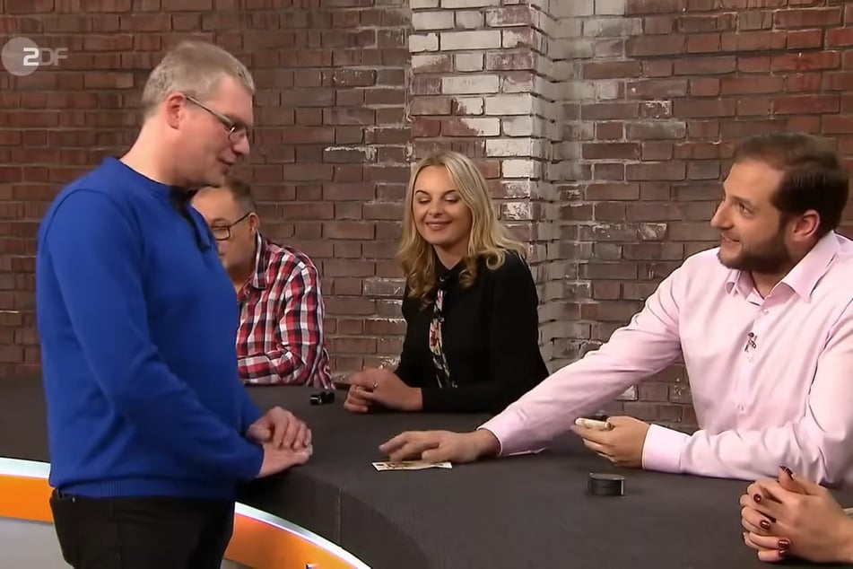 Händler Julian Schmitz-Avila (39) sichert sich am Ende den Deal.