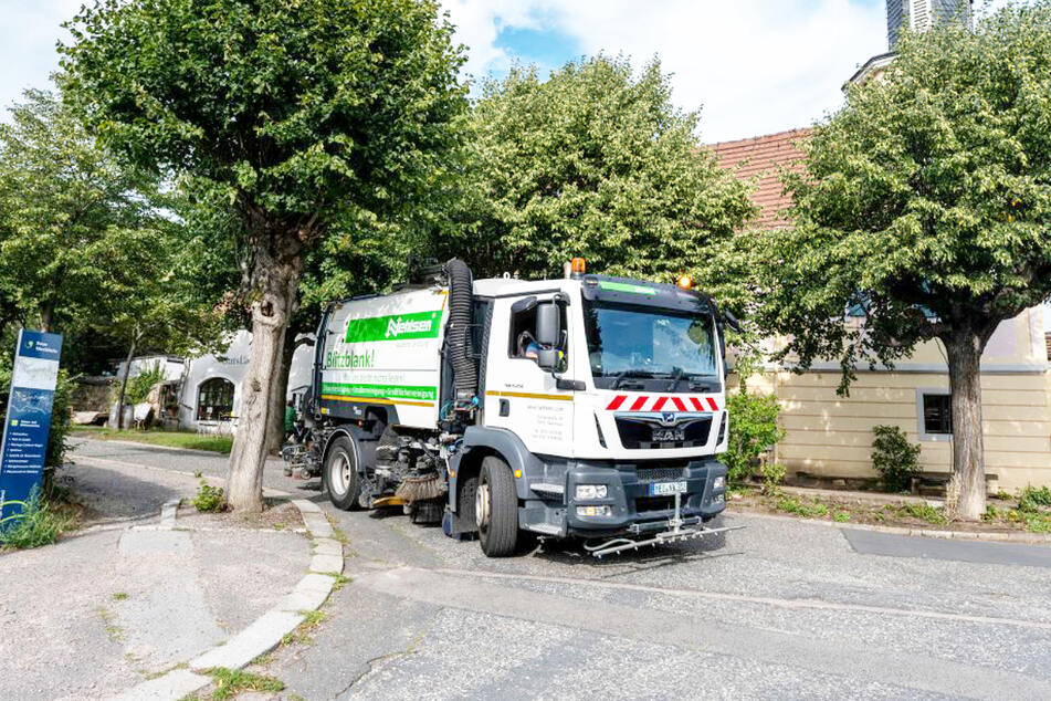 Ein solches Kraftfahrzeug könnte Dich durch Deinen Berufsalltag begleiten.