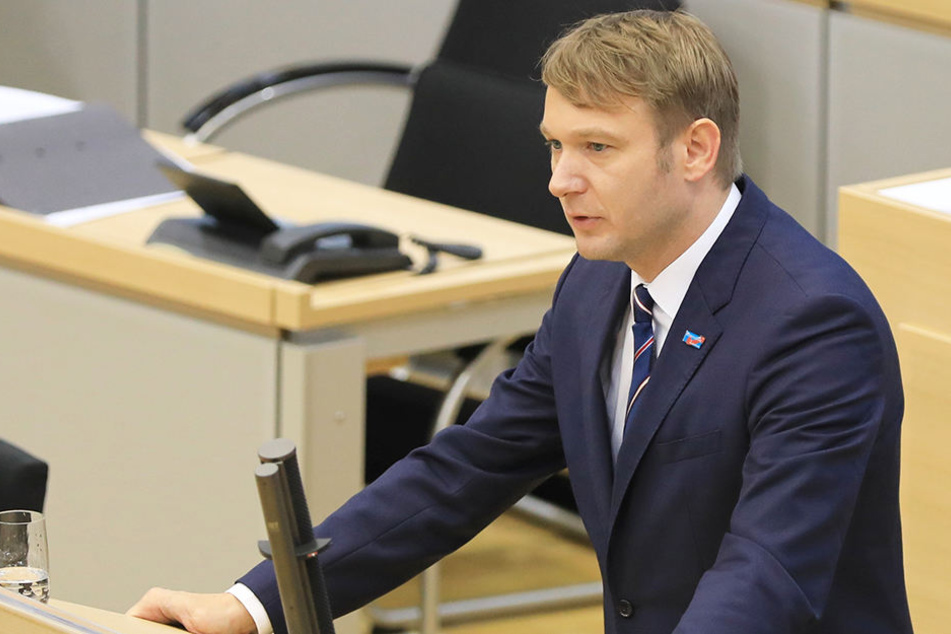 André Poggenburg, Landeschef von Sachsen-Anhalt weiß, dass die Provokation der AfD hilft.