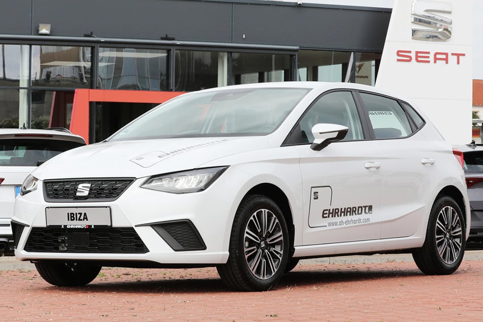 Perfekt geeignet für den engen Stadtverkehr, aber auch lange Touren auf der Autobahn – das trifft auf den SEAT Ibiza zu.