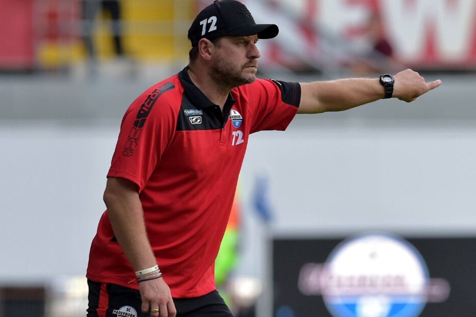 Der Trainer ruft ganz klar den Klassenerhalt des SCP aus.
