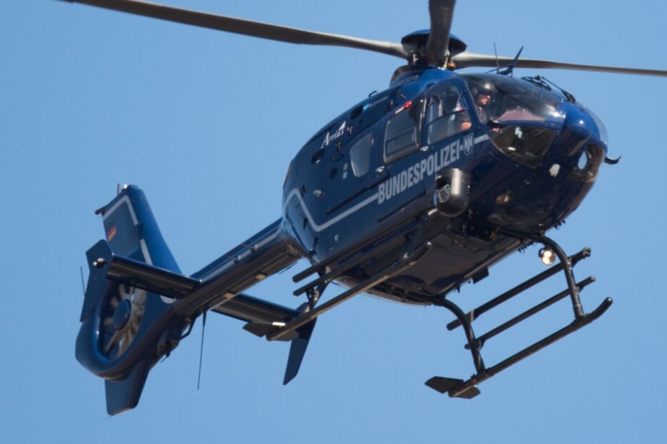 Die Polizei fahndete bisher erfolglos nach den Täter. (Symbolbild)