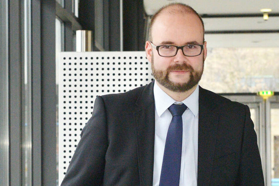 Kultusminister Christian Piwarz (43, CDU) hat zum Schuljahresbeginn keine guten Nachrichten. 230 Stellen konnten nicht besetzt werden.