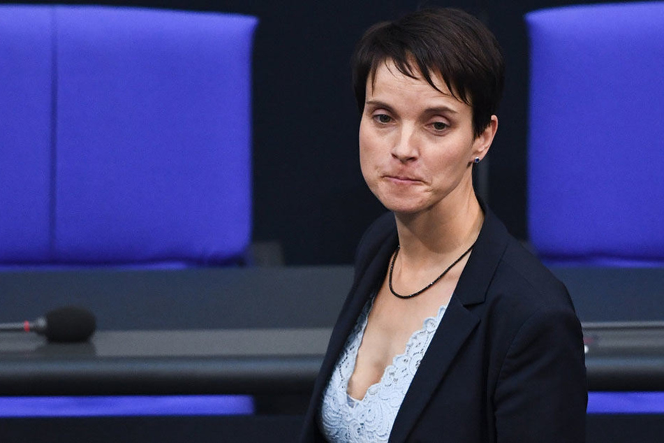 Frauke Petry und die AfD haben Zoff wegen Markens- und Namensrechten.