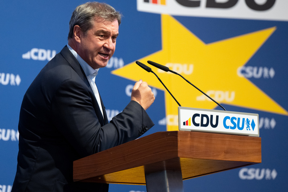 CSU-Chef Markus Söder (57) fordert das Deutschland dem Beispiel Frankreichs folgt.