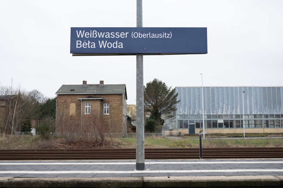 Der Bahnhof von Weißwasser an der Strecke Berlin-Görlitz hat schonmal bessere Zeiten gesehen...