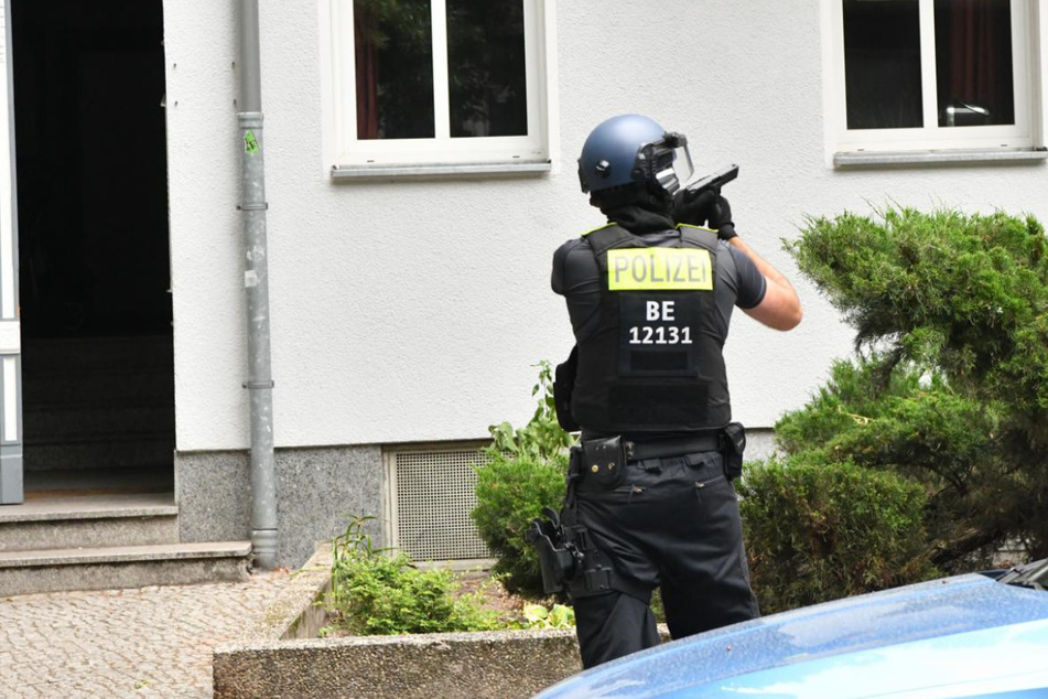 Wegen Juwelenraub aus dem Grünen Gewölbe? Erneute Razzia beim Remmo-Clan!
