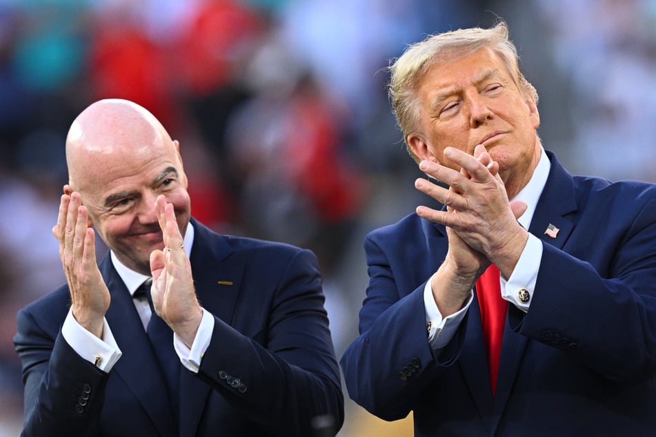 Präsidenten unter sich: FIFA-Chef Gianni Infantino (56, l.) und US-Patron Donald Trump (80).