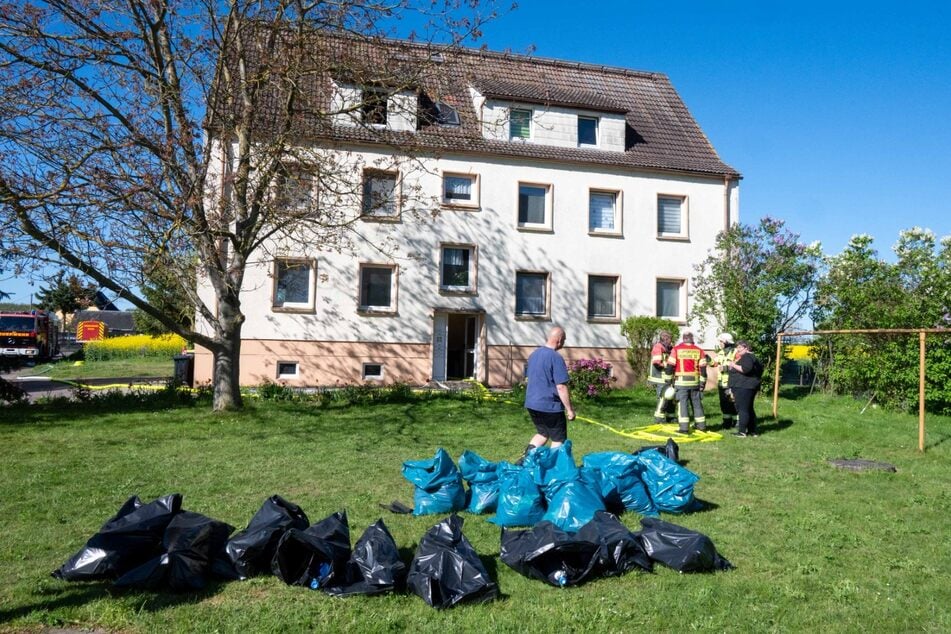 Die Bewohner mussten evakuiert werden.