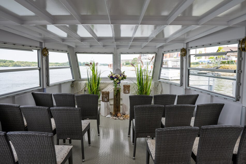 Während man in Rheinland-Pfalz Flussbestattungen durchführen darf, bleibt dies in NRW verboten.