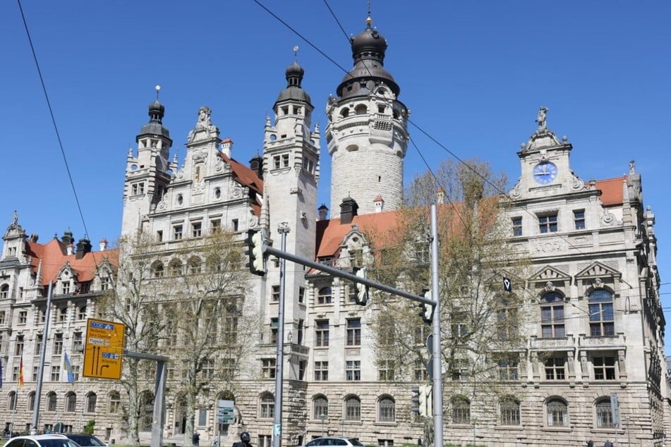 Das Neue Rathaus könnte bald das neue Büro von Dirk Thärichen (56) werden.