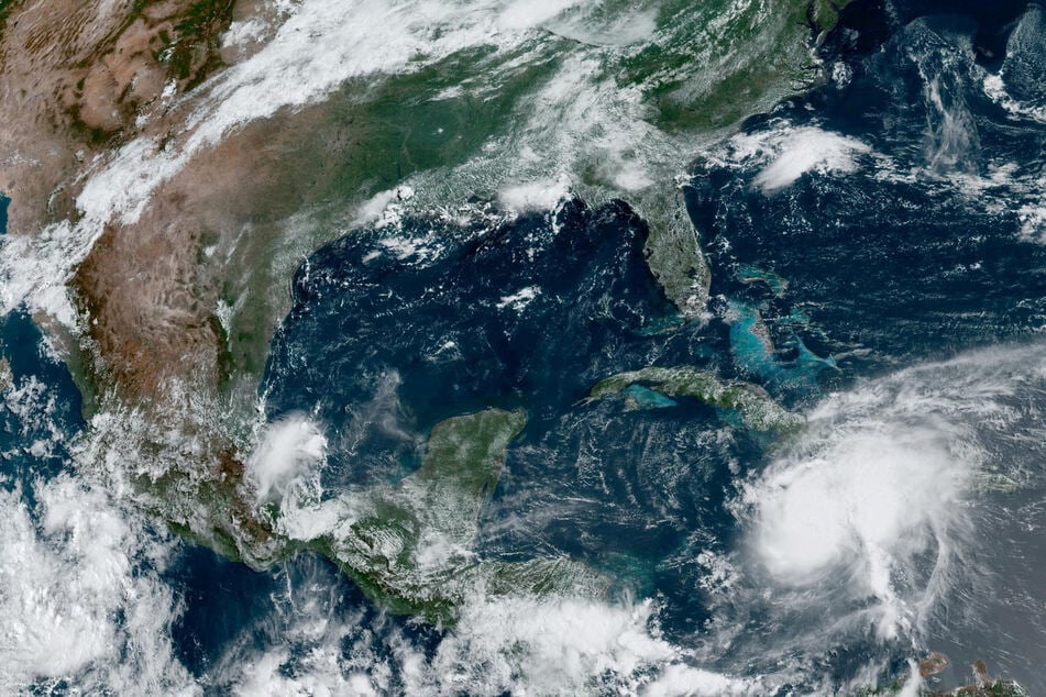 Hurricane Beryl churns towards Mexico after hammering Jamaica
