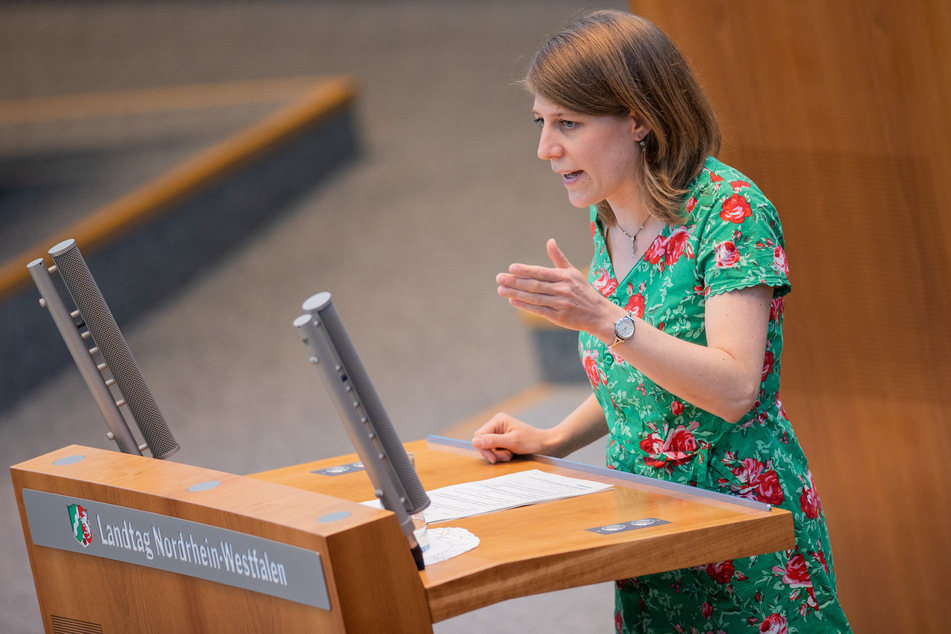 Verena Schäffer (Bündnis90/Die Grünen), spricht im Plenum des Landtags.