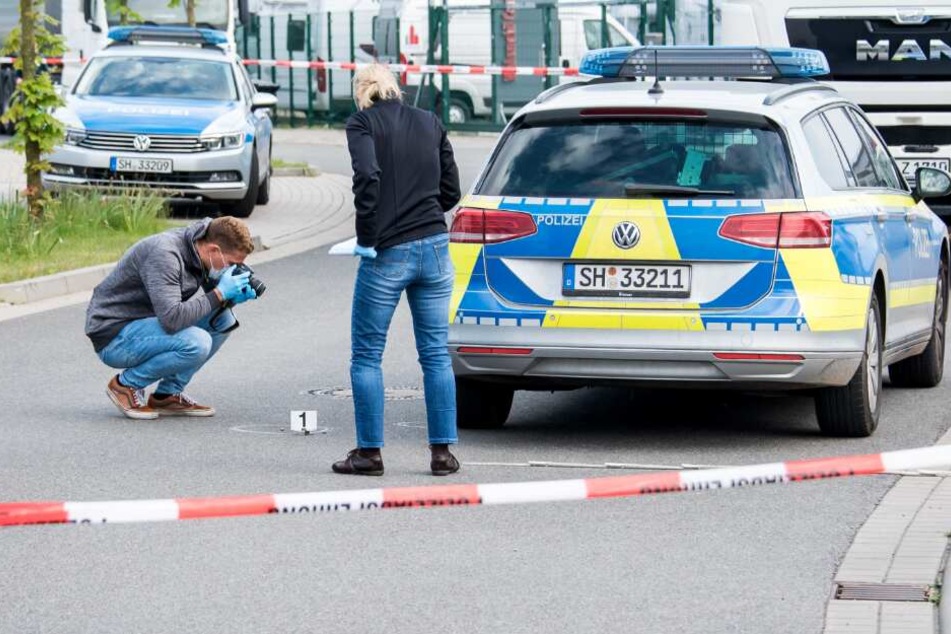 Bei einem Polizeieinsatz in Schleswig-Holstein ist im Mai 2019 ein Mann von Beamten angeschossen und schwer verletzt worden.