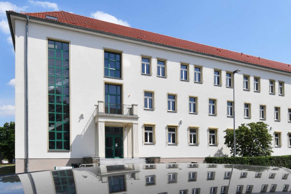 Eigentlich sollte noch in diesem Jahr die Arbeit an dem Zentrum aufgenommen werden.