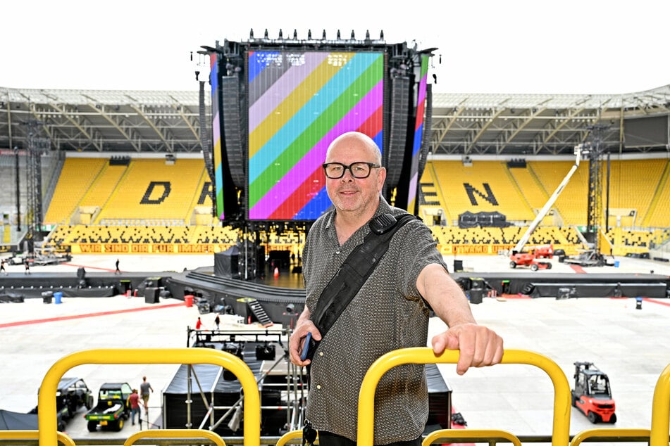 Für Sebastian Pichel (59), Production Manager, ist es eine der höchsten Bühnen, die er mitgebaut hat.