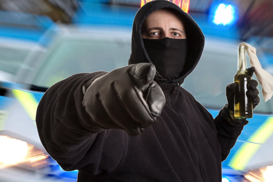 Gegen einige der Männer wurde offenbar ermittelt. Da sollen sie sich an der Polizei gerächt haben. (Fotomontage/Symbolbild)