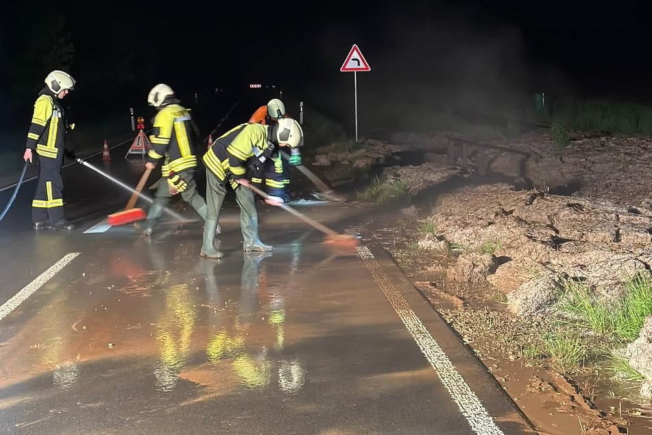 Die Feuerwehr war mehrere Stunden im Einsatz.