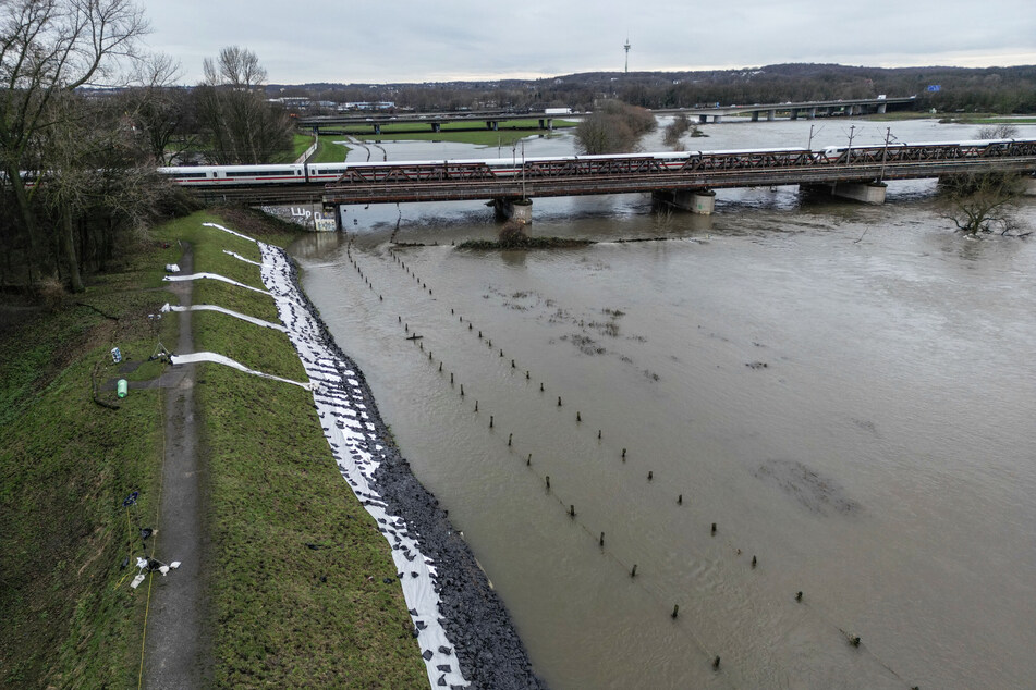Die Lage in Oberhausen war während des Weihnachtshochwassers kritisch.