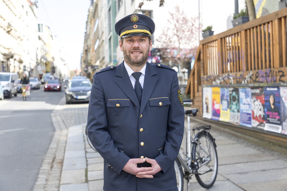 Jürgen Kunath (44), Leiter des Polizeireviers Dresden-Nord, will 2024 für ein harmonisches Miteinander der Besucher und Anwohner in der Neustadt Sorge tragen.