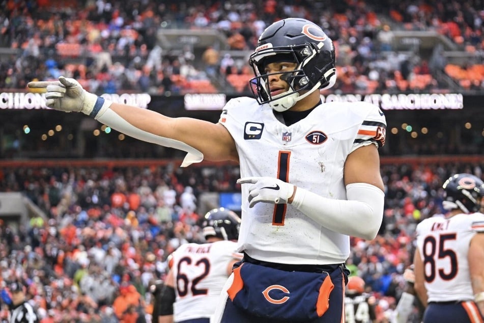 NFL: Are the Chicago Bears trading Justin Fields to Atlanta?