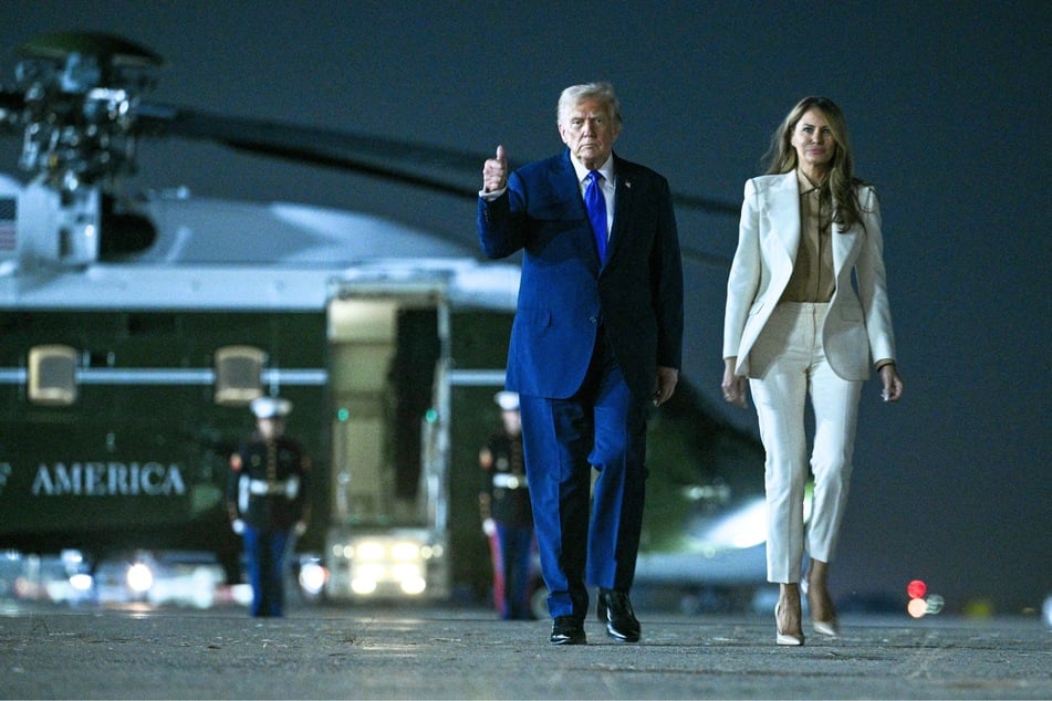 Donald and Melania Trump (r.) were recently caught on video having a heated private conversation while aboard the Marine One helicopter.