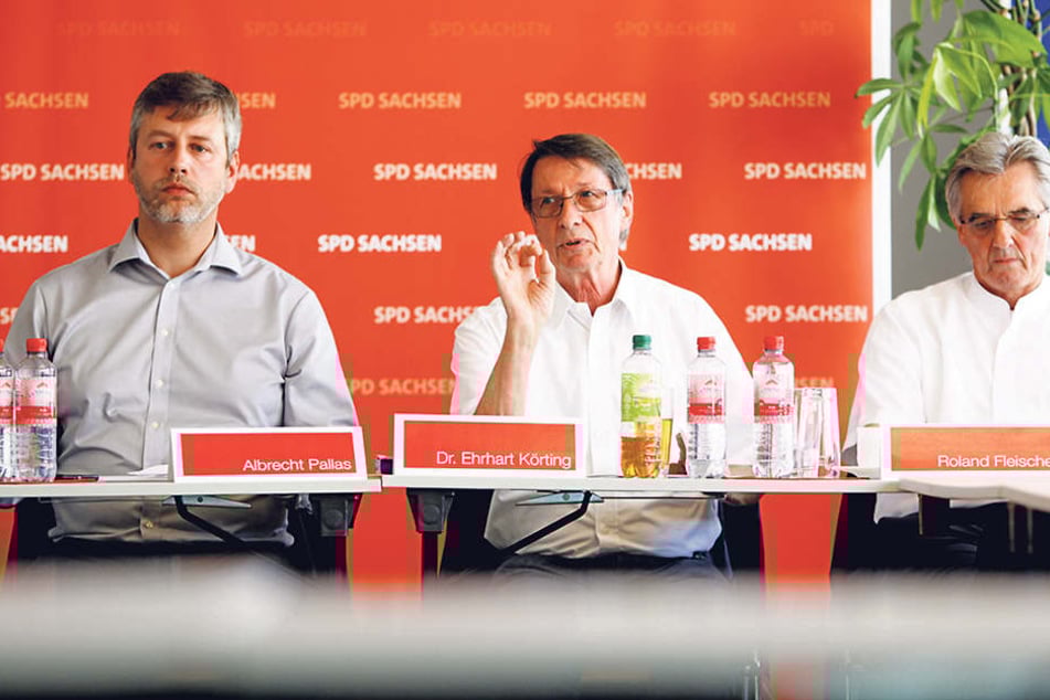 Die SPD-Innenexperten Ehrhart Körting
(Mi.), Albrecht Pallas (l.) und Roland
Fleischer.