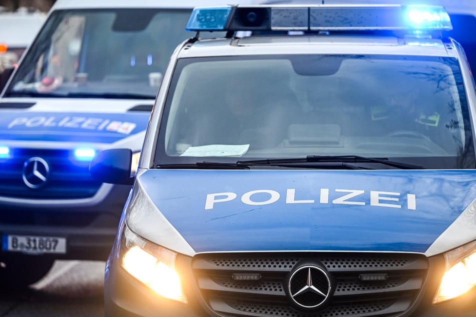 Über 200 Einsatzkräfte von Polizei, Hauptzollamt Düsseldorf und Staatsanwaltschaft Wuppertal waren an der Razzia in NRW und Hessen beteiligt. (Symbolfoto)